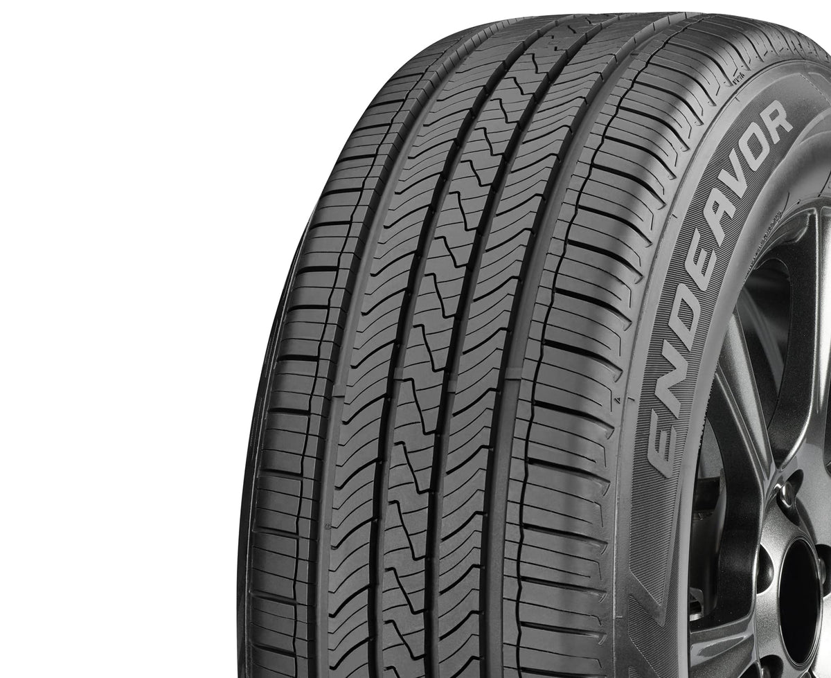 All-Season 215/60R16 95V Tire R5733