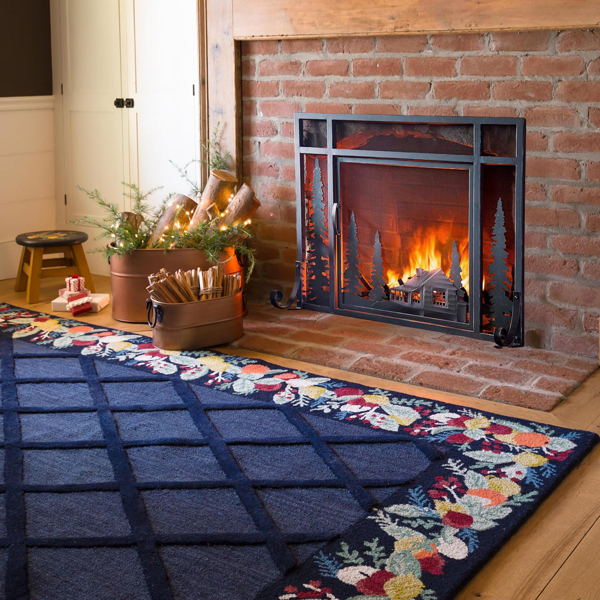 Black Metal Fireplace Screen H6446