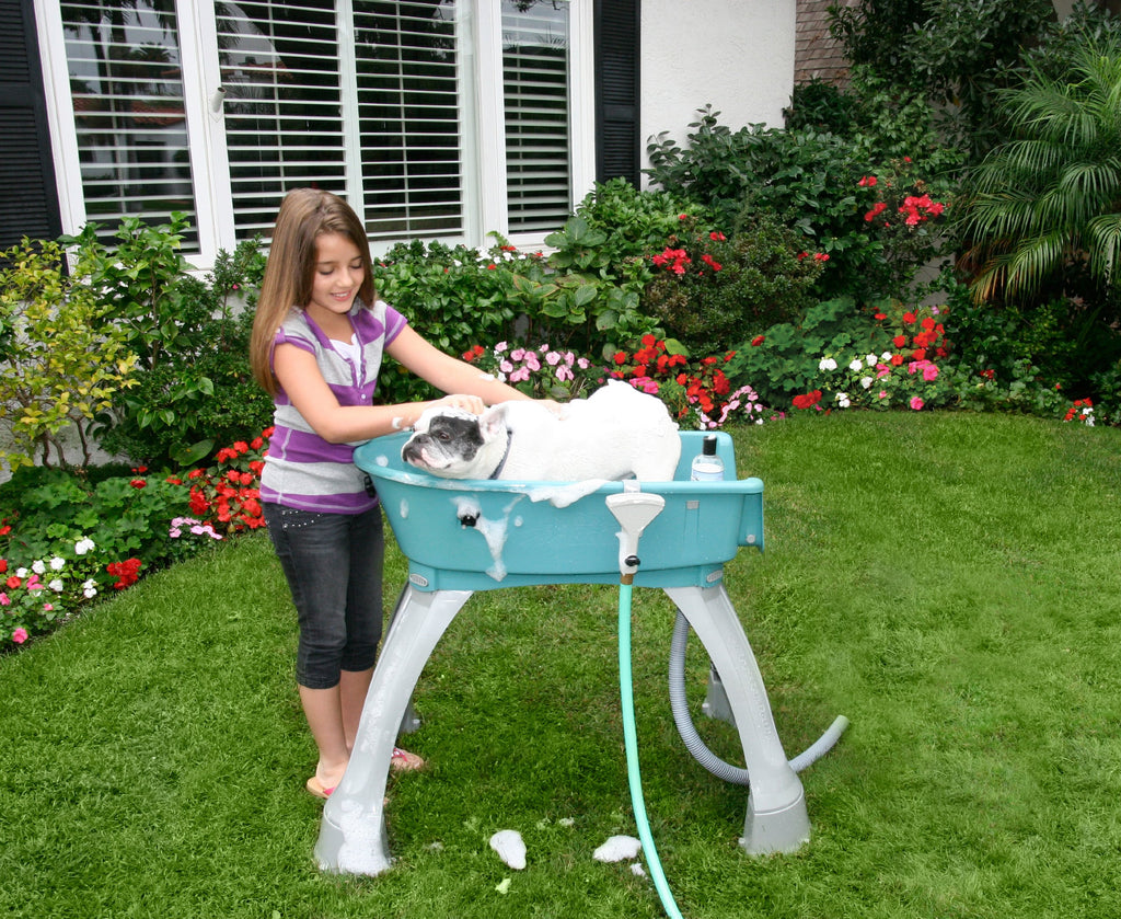 Elevated Pet Bathing E498